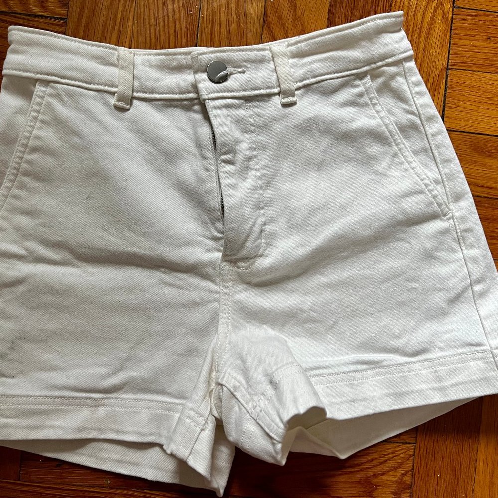 Everlane White "The Cotton Twill Short" High-Waisted Shorts, Size 4